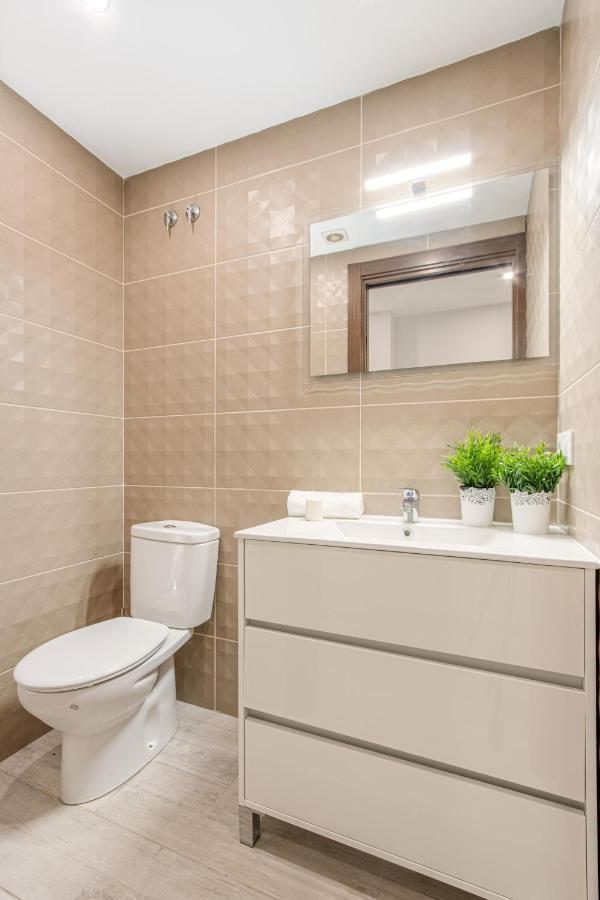 Central Apartment 2A 50M Beach Roses Eksteriør billede